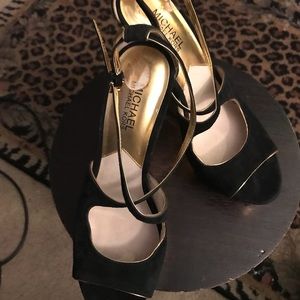 Michael Kors Black / Gold Evening Shoe